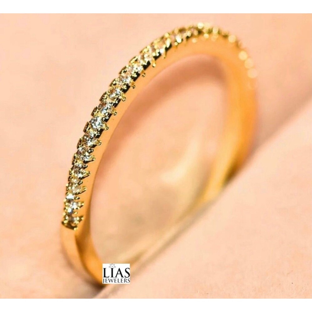 New 18k yellow gold wedding ring